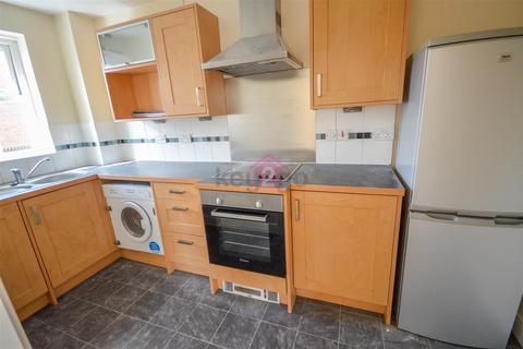 2 bedroom apartment to rent, Oxclose Park Gardens, Halfway S20