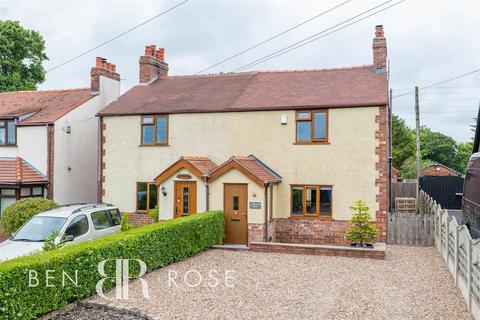 4 bedroom semi-detached house for sale, Barmskin Lane, Heskin, Chorley