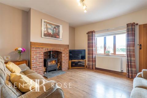 4 bedroom semi-detached house for sale, Barmskin Lane, Heskin, Chorley