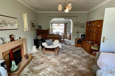 3 bedroom detached house for sale, Vicarage Avenue, Llandudno