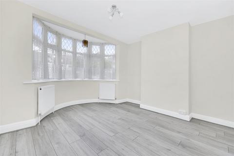 1 bedroom flat to rent, Braemar Avenue, London NW10