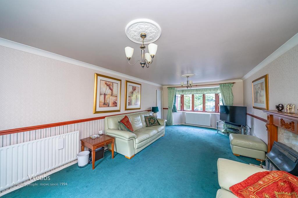 Belfry Close, Walsall WS3 4 bed detached house for sale £400,000