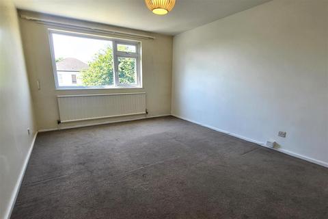 2 bedroom flat for sale, High Birch Court, Park Road, New Barnet, EN4