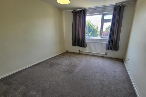 2 bedroom flat for sale, High Birch Court, Park Road, New Barnet, EN4