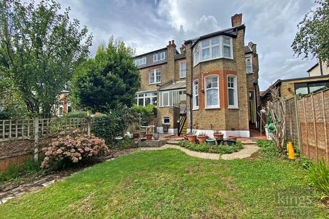 4 bedroom end of terrace house for sale, Harlech Road, London