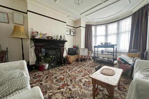 4 bedroom end of terrace house for sale, Harlech Road, London