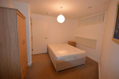 2 bedroom flat to rent, 1 Boston Street, Hulme M15