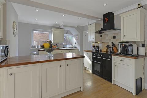 3 bedroom semi-detached house for sale, Maidstone Road, Matfield, Tonbridge