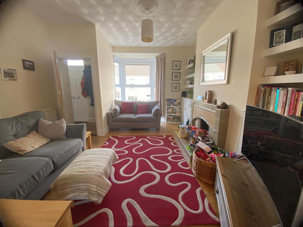Frogmore Avenue, Sketty, Swansea 3 bed detached house for sale £350,000