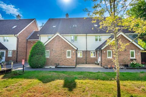 3 bedroom townhouse for sale, Chelmsford Road, Leaden Roding, Dunmow