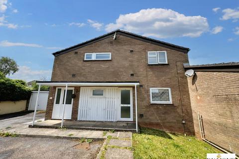 2 Boyes Close, Halberton, Tiverton, EX16 7DB