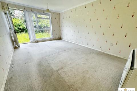 2 Boyes Close, Halberton, Tiverton, EX16 7DB