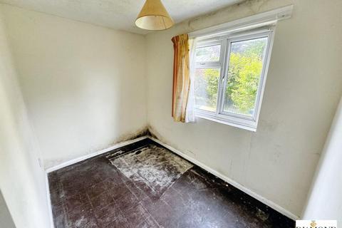2 Boyes Close, Halberton, Tiverton, EX16 7DB