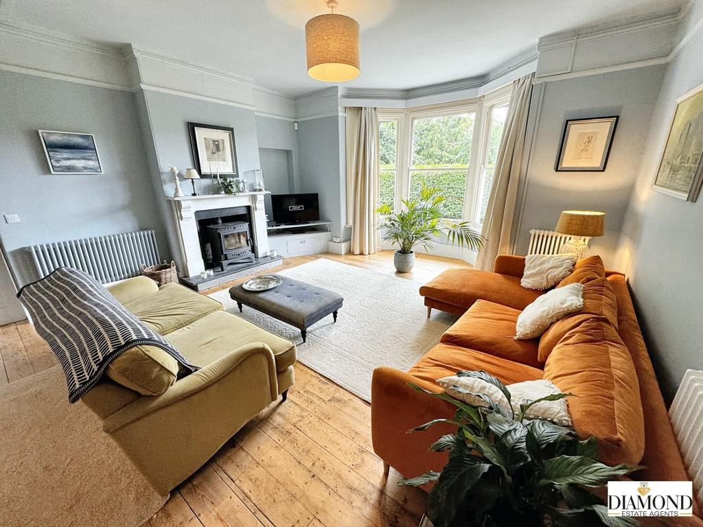 Blundells Avenue, Tiverton, Devon 6 bed semidetached house for sale