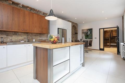4 bedroom detached house for sale, The Muffin Factory, Gordon Road, SE15
