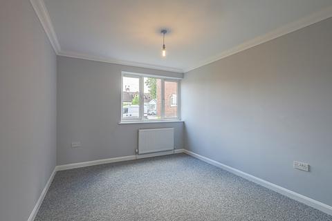 2 bedroom apartment for sale, Shirley Road, Leigh-on-sea, SS9