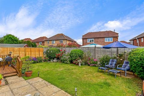 4 bedroom detached house for sale, Wilton Close, Rustington, West Sussex