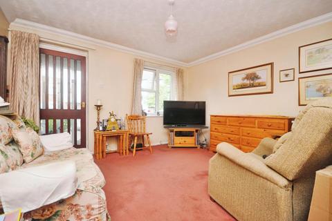 16 Mead Path, Chelmsford, CM2 9XL