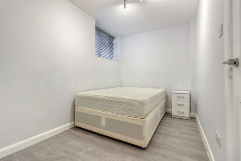 1 bedroom apartment for sale, Clapham Common North Side, London, SW4