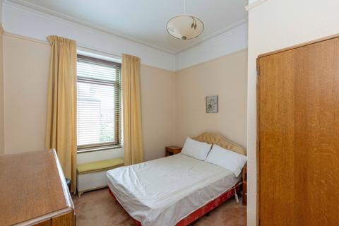 3 Ryehill Grove, Edinburgh, EH6 8ET