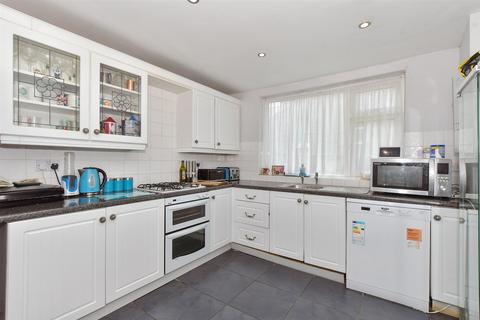 2 bedroom end of terrace house for sale, Dane Park Road, Ramsgate, Kent