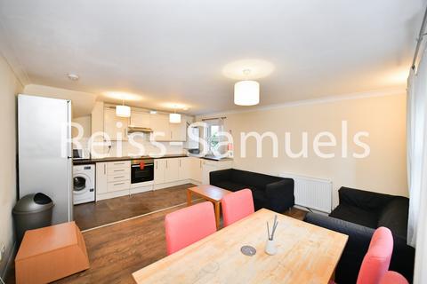 5 bedroom townhouse to rent, Lockesfield Place, London E14