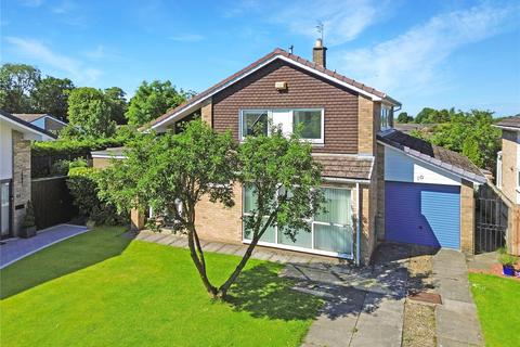 4 bedroom detached house for sale, Chandlers Ridge, Nunthorpe