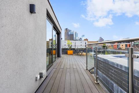 3 bedroom penthouse for sale, Standard Place, Shoreditch, EC2A