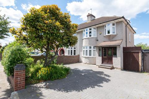 3 bedroom semi-detached house for sale, Hythe Avenue, Bexleyheath