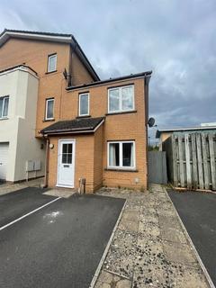 2 bedroom end of terrace house to rent, Grangemoor Court, Cardiff