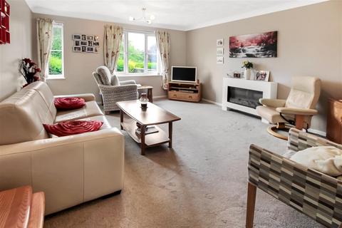 2 bedroom apartment for sale, Gregory Court, Newton Aycliffe