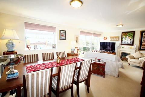 2 bedroom flat for sale, Jesson Close, Walsall, WS1