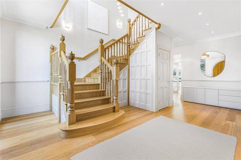 7 bedroom detached house to rent, Brookmans Avenue, Brookmans Park, Hertfordshire, AL9