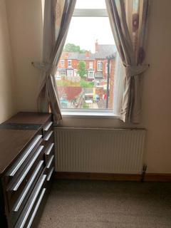 1 bedroom in a house share to rent, Newcombe Road, Birmingham B21