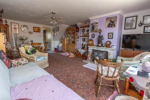 3 bedroom terraced house for sale, Holt Road, Fakenham, NR21