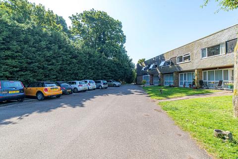5, Hill Court Charing Hill, Charing, Ashford, TN27 0NL