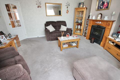 2 bedroom bungalow for sale, Wallace Way, Broadstairs, Kent