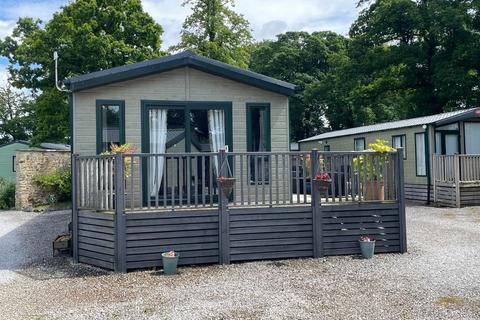 2 bedroom lodge for sale, Clapham Lancaster