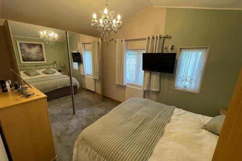 2 bedroom lodge for sale, Clapham Lancaster