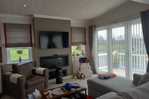 2 bedroom lodge for sale, Pilling Lancashire