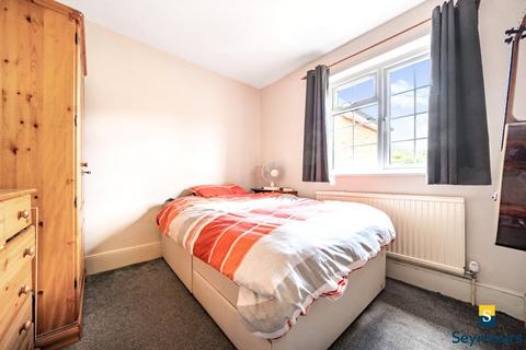 56 Burpham Lane, Guildford, GU4 7LP