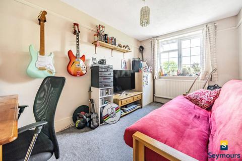 56 Burpham Lane, Guildford, GU4 7LP