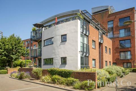 2 bedroom penthouse for sale, Chapelfield Gardens, Norwich NR1