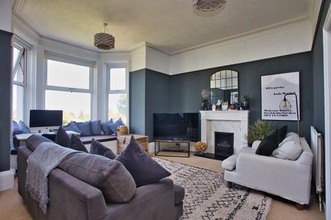 3 bedroom flat for sale, Walmer Castle Road, Walmer, CT14