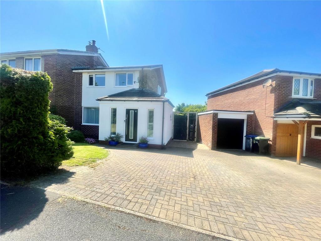 The Meadows, West Rainton, DH4 3 bed semidetached house for sale £