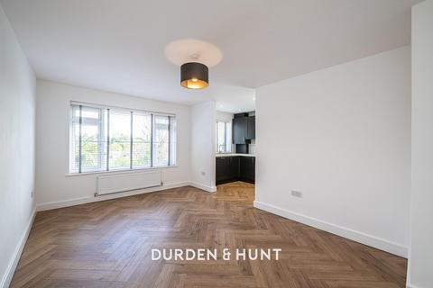2 bedroom apartment for sale, Queens Road, Loughton, IG10