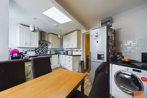 2 Buckingham Terrace, St Day, Redruth, TR16 5NA