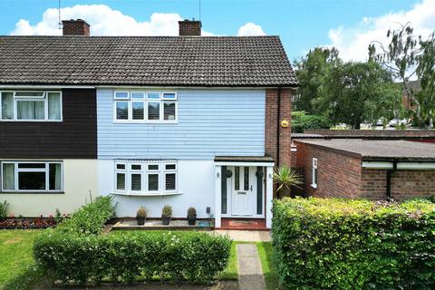 3 bedroom semi-detached house for sale, Morrells, LEE CHAPEL SOUTH, Basildon, Essex, SS16