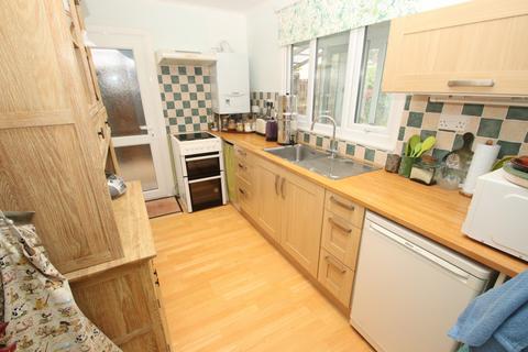 2 bedroom bungalow for sale, May Avenue, Orpington, BR5