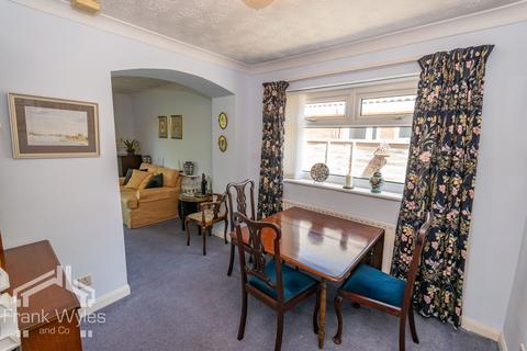 2 bedroom detached house for sale, Oakwood Avenue, Ansdell